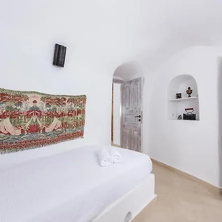 Villa Athinais Mansion Megalochori (Santorini)
